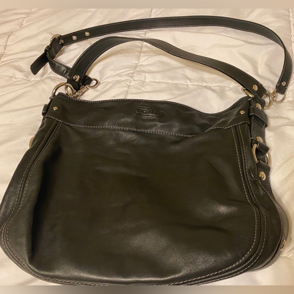 Black coach purse - Picture 3 of 6